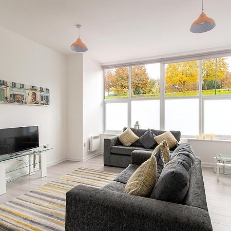 Riverside Luxury Apartment Rochester  Esterno foto